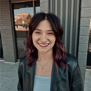 Meet your Posher, Bri